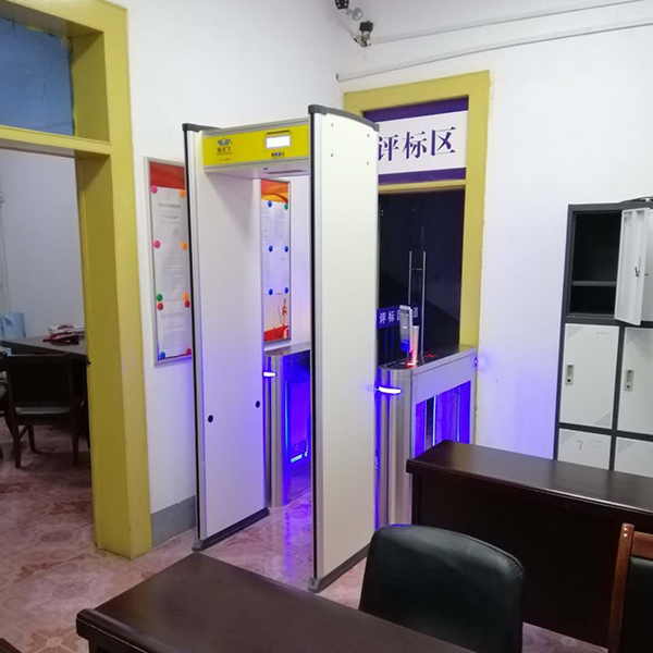 招投標(biāo)安檢門(mén)