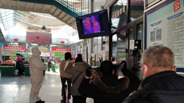 人體測(cè)溫設(shè)備